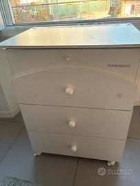 Fasciatoio con cassettiera