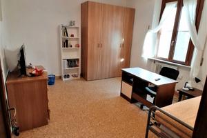 Bilocale/trilocale 55 mq arredato in via r