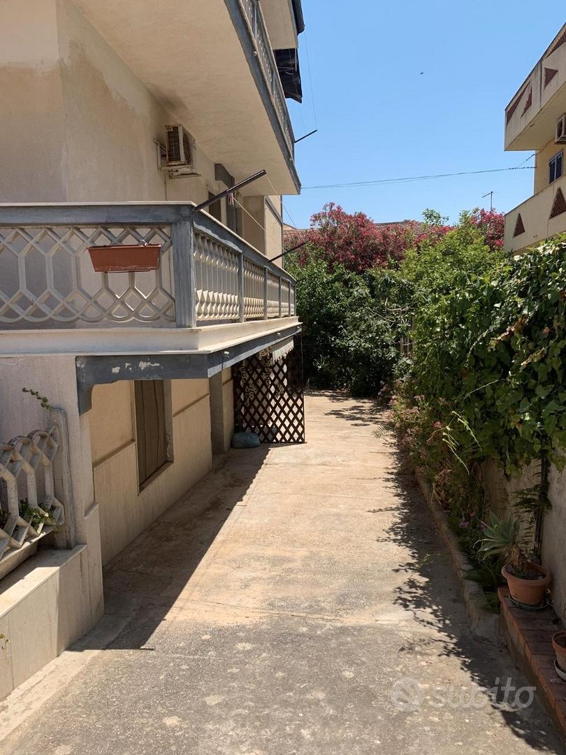 House in Gela, Contrada Roccazella, Manfria - Altro