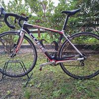 bici da corsa Cube