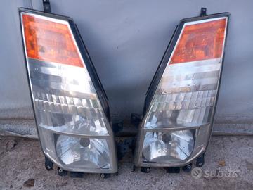 Fanali nissan cabstar