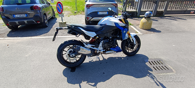 Moto perfetta pari al nuovo