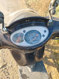 aprilia scarabeo