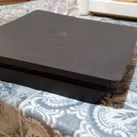 Ps4 slim usata