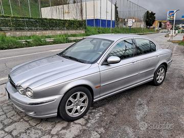 JAGUAR X-Type 2.0 v6 iscritta ASI