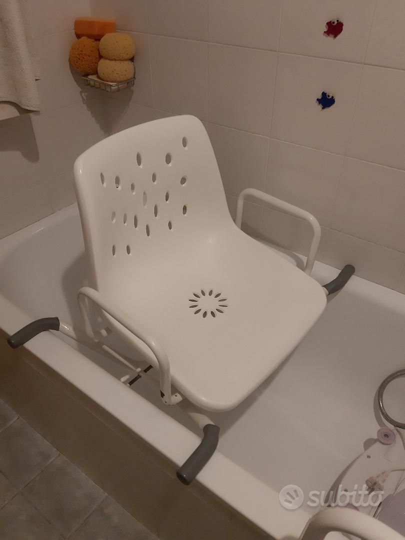 Sedia girevole per vasca da bagno - Arredamento e Casalinghi In regalo a  Roma