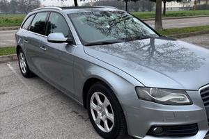 AUDI A4 Avant Start