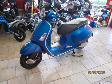 Vespa GTS 300 hpe