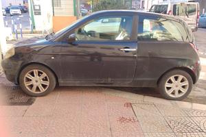 Lancia ypsilon 1.3 diesel multijet