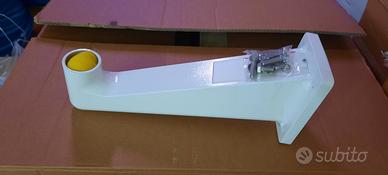 Staffa supporto per telecamera videosorveglianza 