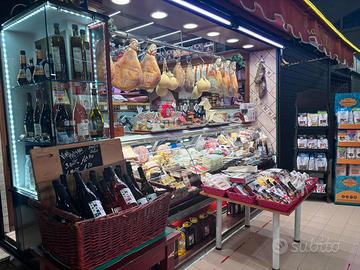 STORICO BANCO di SALUMERIA DAL 1954 - ROMA