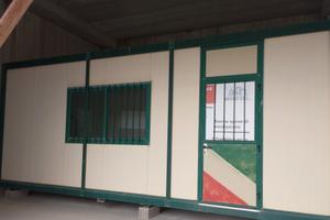 Box ad uso ufficio con bagno interno-come nuovo