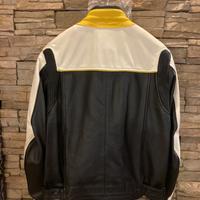 Giacca in pelle per moto e guanti con protezione