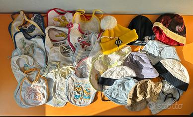 Set cappelli e bavaglini bambino