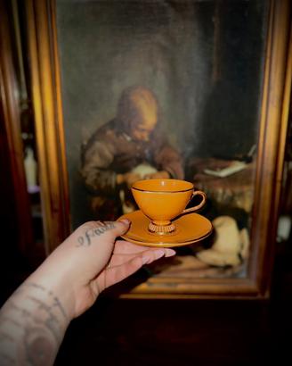 Servizio da caffè in porcellana arancione