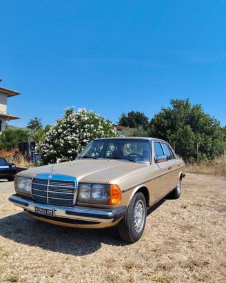 Mercedes 200 w123 - 1982