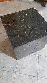 Cubo di granito