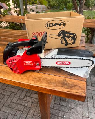 Motosega Ibea 3000 mai usata, pari al nuovo
