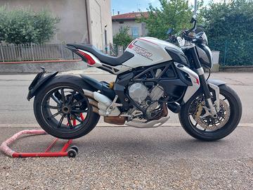 MV Agusta Brutale 800 Dragster - 2014