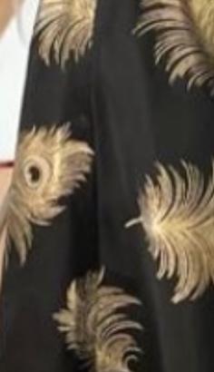 Vestito nero con foglie oro anni 50. Elegante