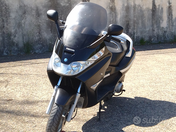 Piaggio x8 125