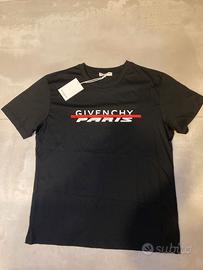T-shirt Givenchy nera XXL