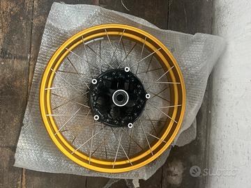 Cerchio anteriore Bmw Gs 1300 oro