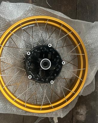 Cerchio anteriore Bmw Gs 1300 oro