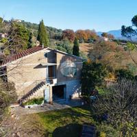 CASA SEMINDIPENDENTE A CALVI DELL'UMBRIA