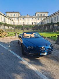 Alfa Romeo Spider 2.0 TS “Lusso”