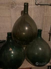 Tre damigiane d’epoca fatte a mano