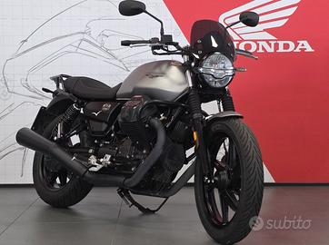 Moto Guzzi V7 2024