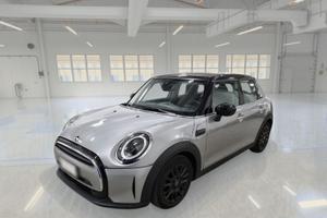 MINI COOPER CLASSIC AUTO 5 PORTE BERLINA