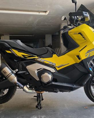 Honda x-adv 750 nuovo 300km special edition