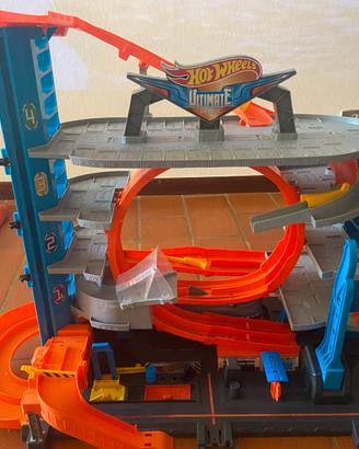 Hot Wheels City Garage delle Acrobazie