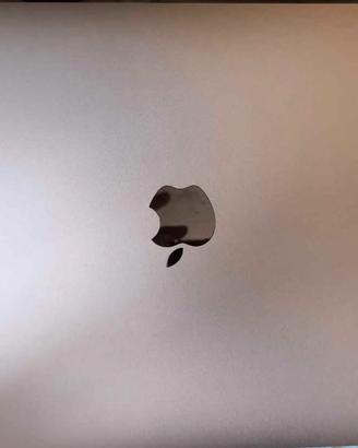 MacBook air pro model A2179 Prezzo trattabile 