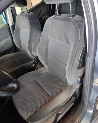 Sedile anteriore sx PEUGEOT 207 del 2007