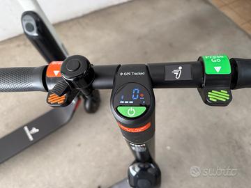 Monopattino Segway Ninebot ES4