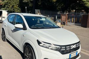Dacia Sandero Essential 2025 Gpl