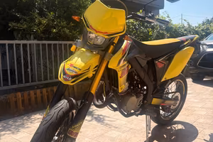 Suzuki Valenti Racing