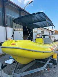 Barca gommone