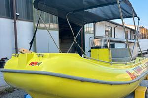 Barca gommone