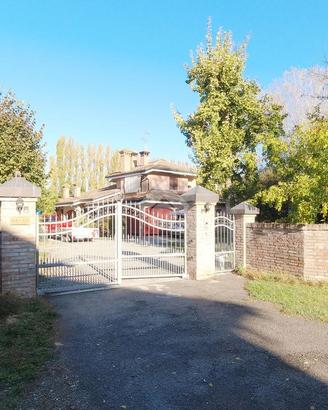 CASA SEMINDIPENDENTE A CASTELLO D'ARGILE