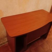 Scrivania PC colore ciliegio 