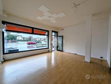 NEGOZIO A CONEGLIANO