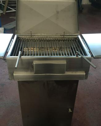 Barbecue in acciaio inox