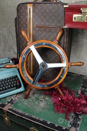 Ruota del timone per barche d'epoca