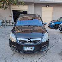 Opel Zafira 1.9 CDTI 120CV Cosmo 7 POSTI