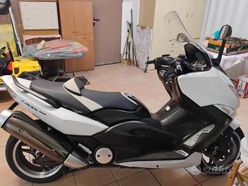 Yamaha White Max500