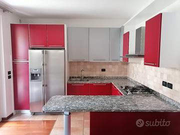 Cucina angolare  e penisola Maistri 325x250x240  